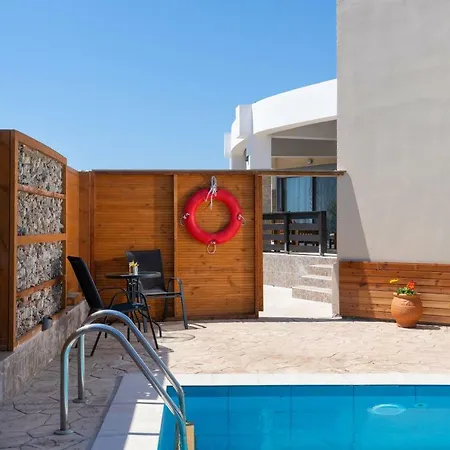 Ifigeneia Villa *